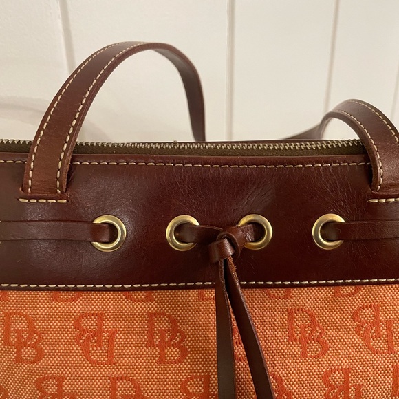 🔥QUICK SALE🔥Dooney & Bourke vintage orange canvas leather Satchel & dust bag - Picture 2 of 13